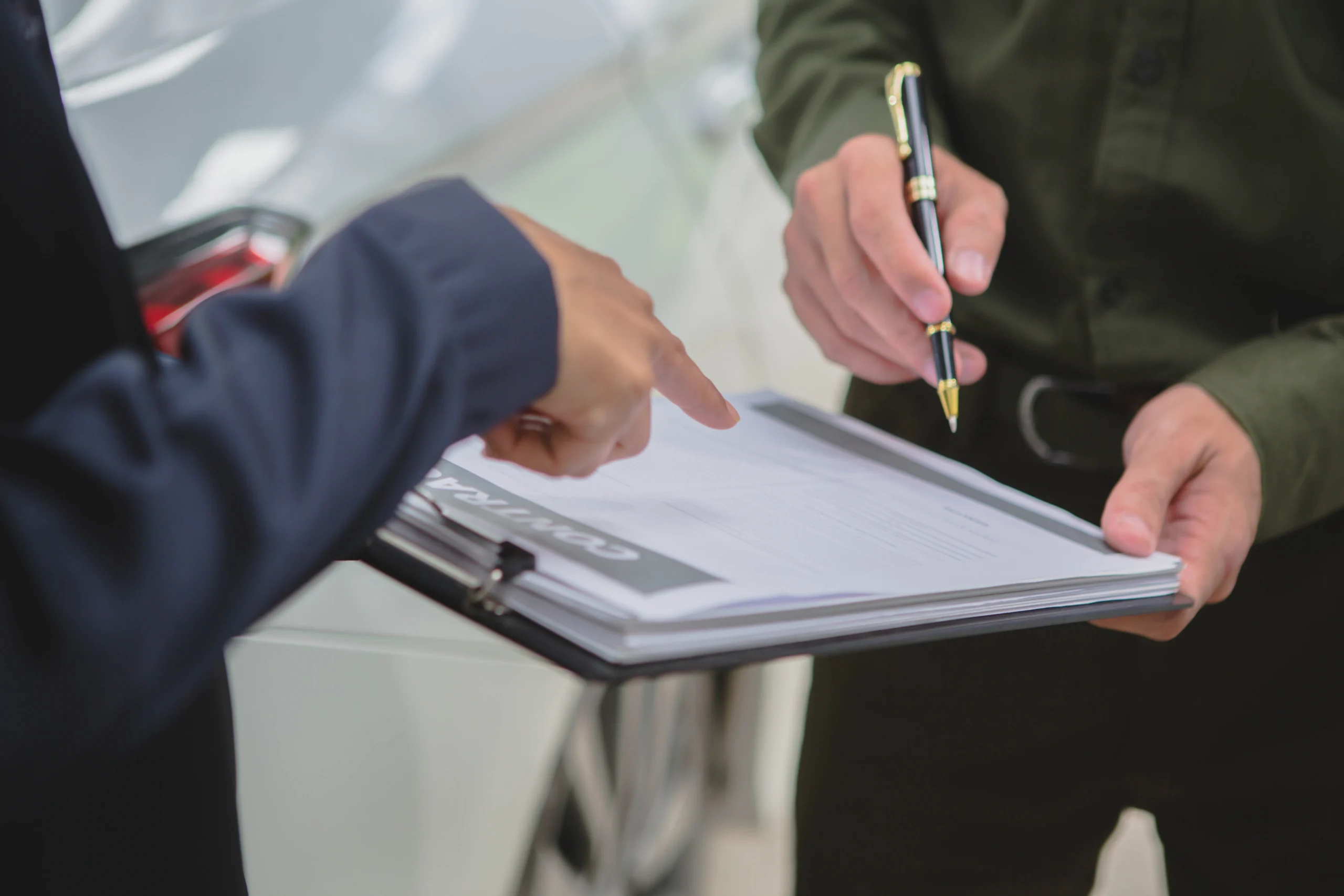 10 “Helpful” Things Insurance Adjusters Say That Actually Hurt Your Case